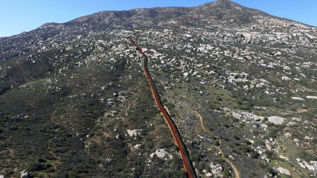 Sa realist është plani për mur përgjatë kufirit SHBA-Meksikë