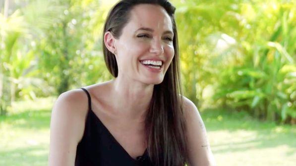 Angelina blen një vilë 25 mln $ dhe së shpejti rimartohet?