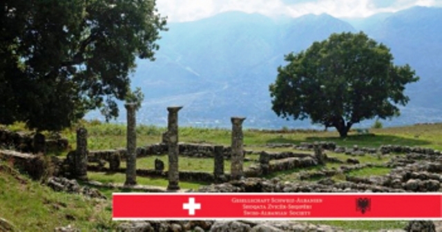 Arkeologu zviceran prezanton guidën e re arkeologjike të Shqipërisë