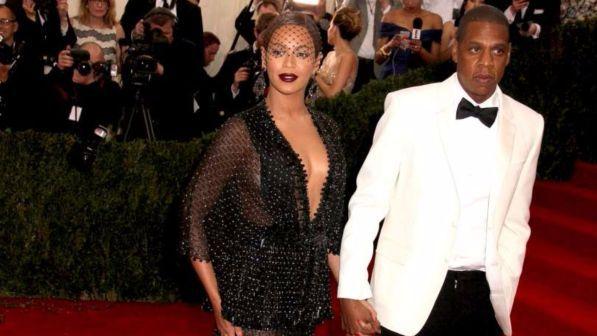 Beyonce dhe Jay-Z nxjerrin në shitje vilën në “Bel Air”