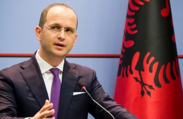 Çelja e negociatave me BE, Ditmir Bushati: Shqiptarët janë futur në një labirint vetëmashtrimi