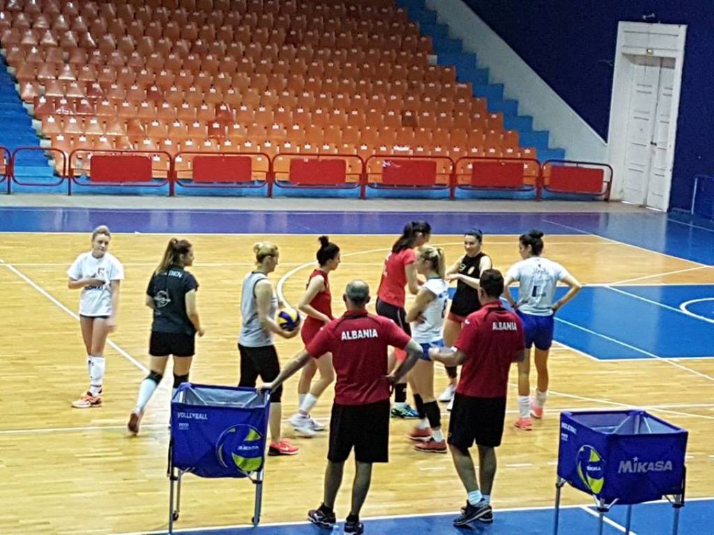 Alketa Doçi: Volejbollistet shqiptare, mirë të dalin jashtë dhe të hapin horizontet