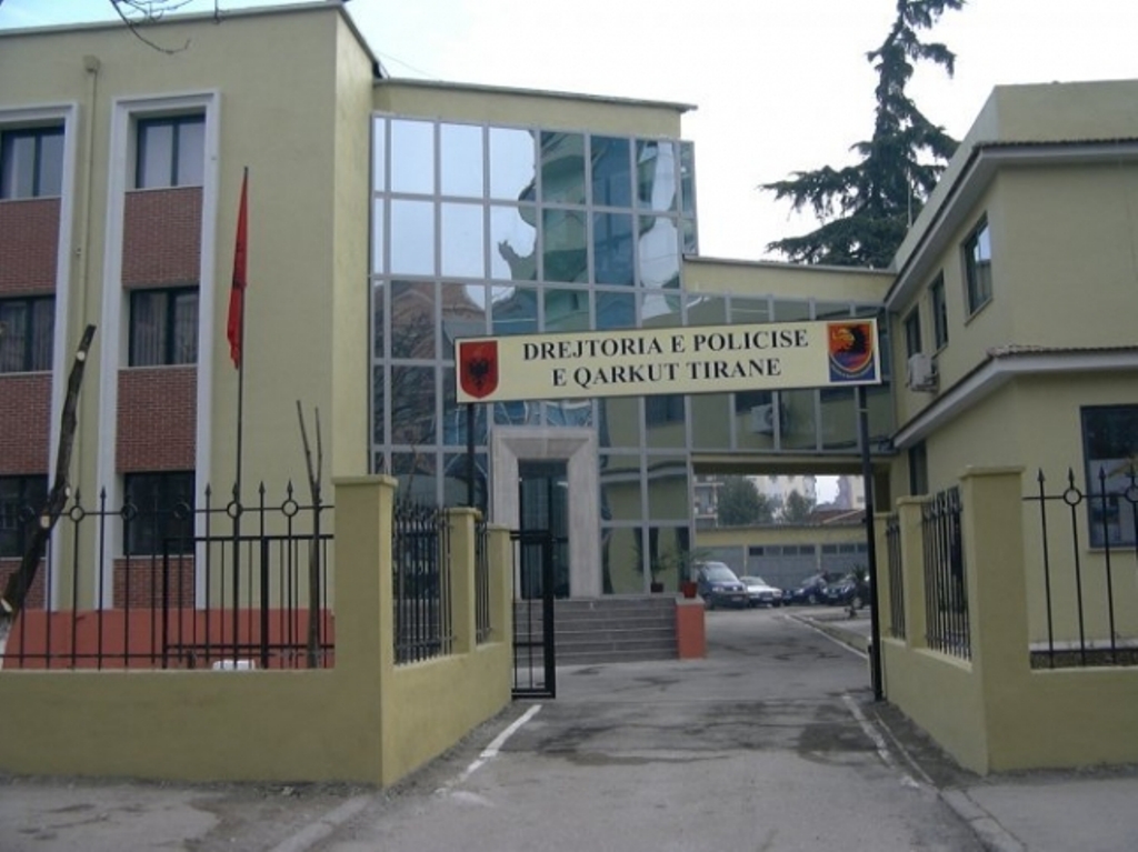 Policia e Tiranës arreston dy persona në kërkim, ishin të dënuar me nga 6 vjet burg