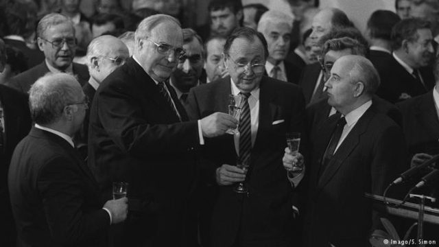 Babai i bashkimit të Gjermanisë, kush ishte Helmut Kohl