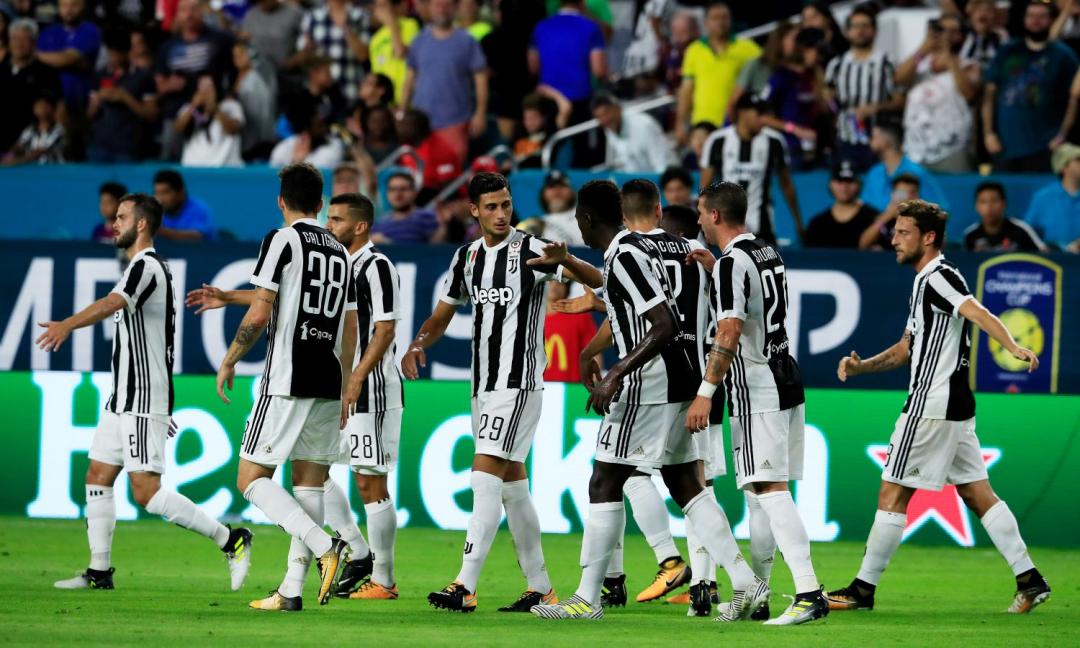 Juventus ia del me penallti kundër Romës