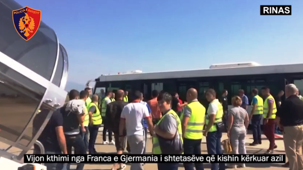 157 Albanians repatriated from Germany and France