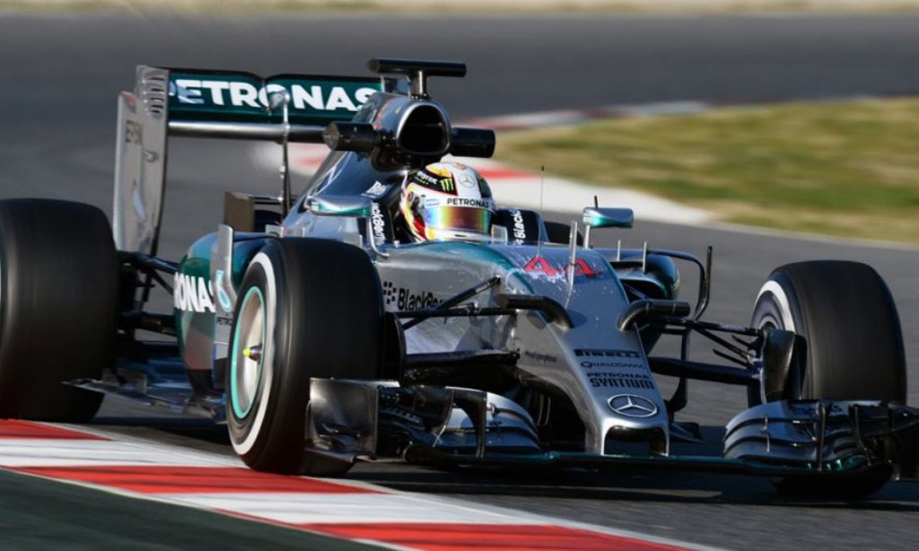 Formula 1: Mercedes kampion, piloti ende në pritje