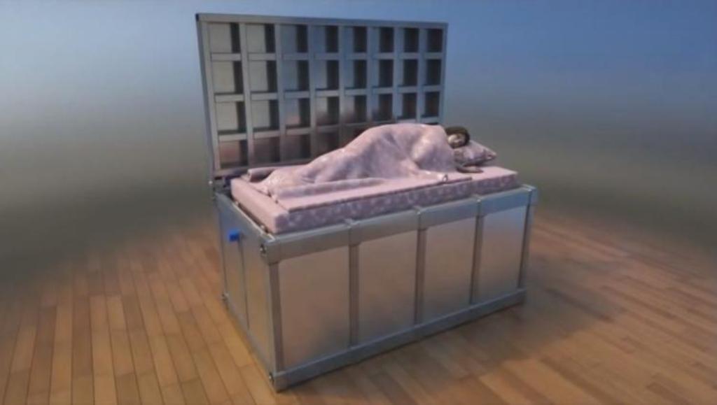 Ky është krevati më i sigurt në botë, të mbron nga tërmetet dhe sulmet terroriste (VIDEO)