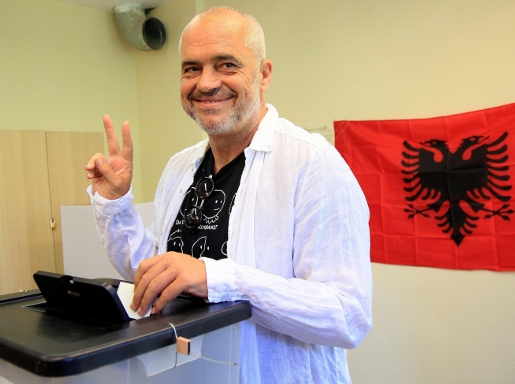 Edi Rama: Shqipëria është një Itali më e lehtë: në shpirt, në mendje, në humor