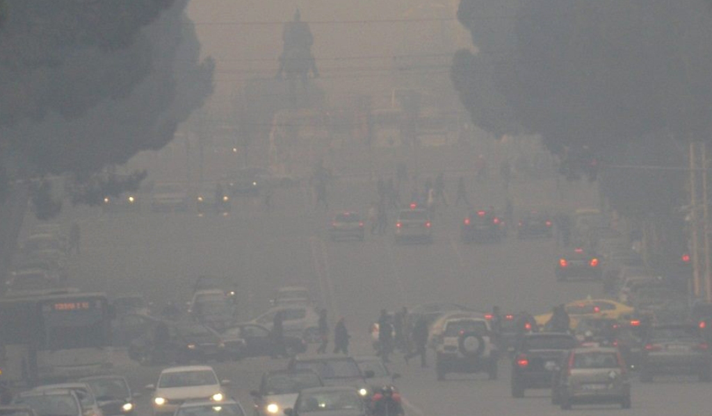 Ndotja e ajrit, çdo ditë 6 persona humbin jetën në Shqipëri