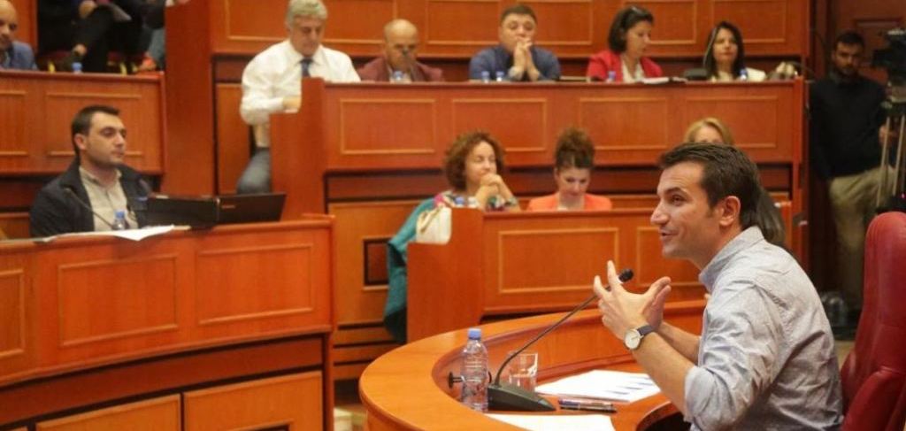 The decision for the Tirana bus terminal is approved, opposition boycotts the meeting